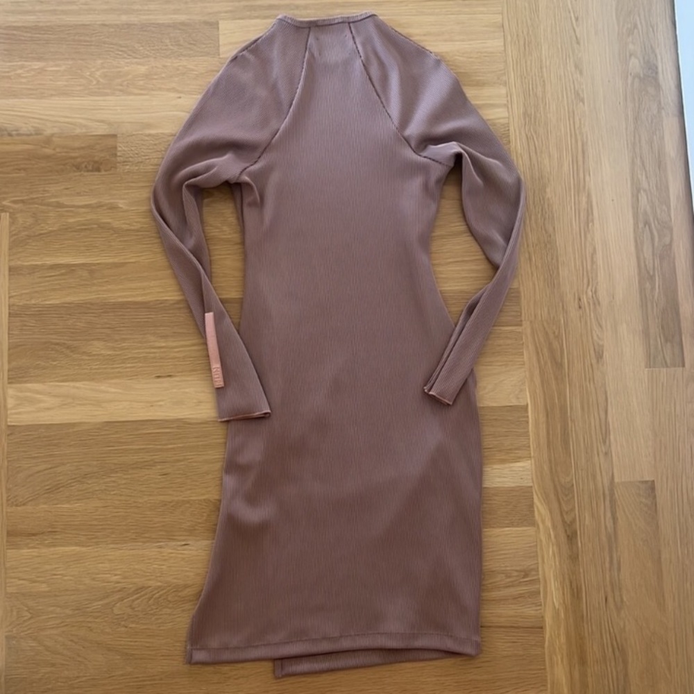 Kith dress small